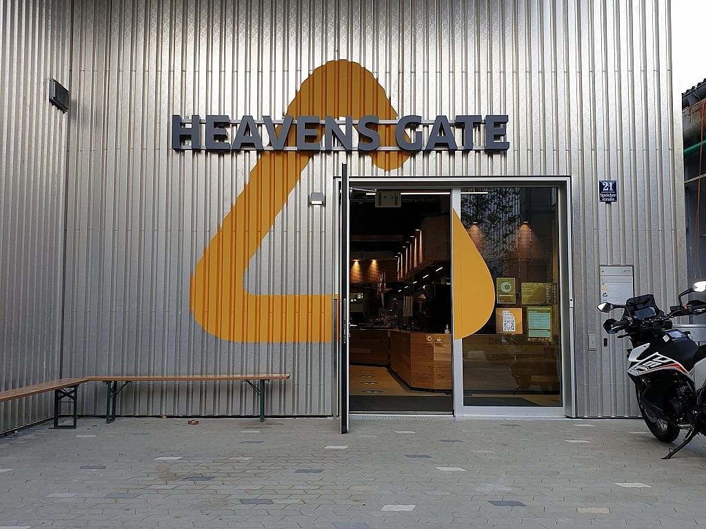 Stepless entrance Heavens Gate
